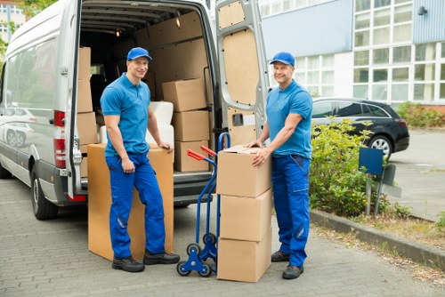 Shoreditch man and van service for business deliveries