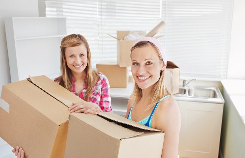 Home removals support for a flat or apartment in Shoreditch