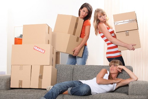 Efficient Shoreditch moving service for residential and office items
